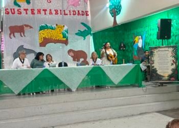 Literatura amazônica ganha destaque em semana literária em escola de Manaus