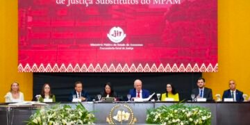 Prefeito Renato Junior prestigia posse de novos promotores de Justiça e destaca diálogo entre instituições em favor da população