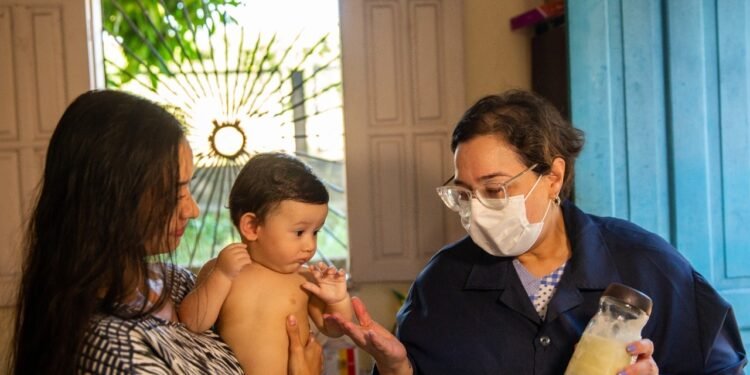 No mês de incentivo à amamentação, Moura Tapajóz reforça apelo para doação de leite materno