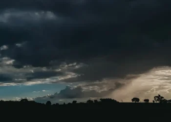 Rio Grande do Sul terá chuva intensa e ventos de até 100 km/h