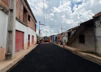 Prefeitura de Manaus leva o ‘Manaus que a Gente Cuida’ ao Parque Rio Solimões e transforma vias da comunidade