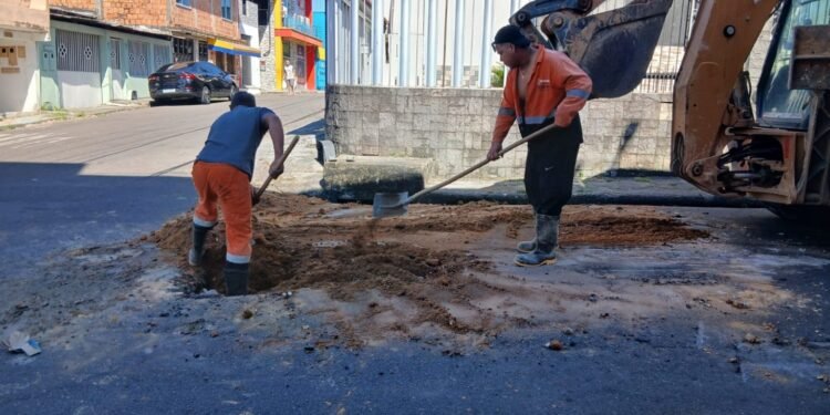 Prefeitura recupera rede de drenagem no Alvorada