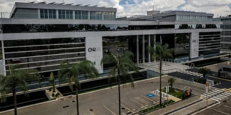 CNJ acaba com aposentadoria compulsória como punição máxima