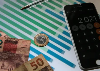 Mercado reduz expectativa da Selic para 13,75% em 2026