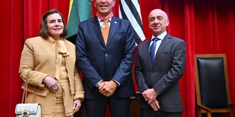 Presidente do TCE-AM prestigia 24ª Semana Jurídica em São Paulo