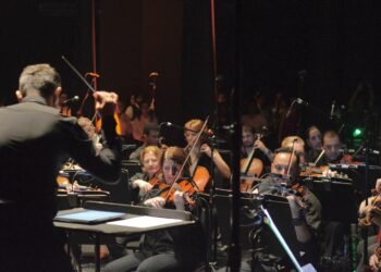 Teatro Amazonas recebe, nesta quinta-feira, às 20h, espetáculo com obras de Stravinsky e dança contemporânea
