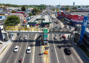 Passarela Santos Dumont ultrapassa 70% de execução e ganha elevadores em Manaus