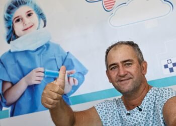 Na gestão Roberto Cidade, rede pública se fortalece e pacientes encontram tratamento completo no próprio Estado