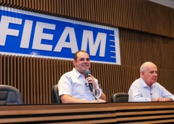 Diálogo com indústria e novas matrizes econômicas: o plano de Roberto Cidade para gerar emprego e renda no Amazonas
