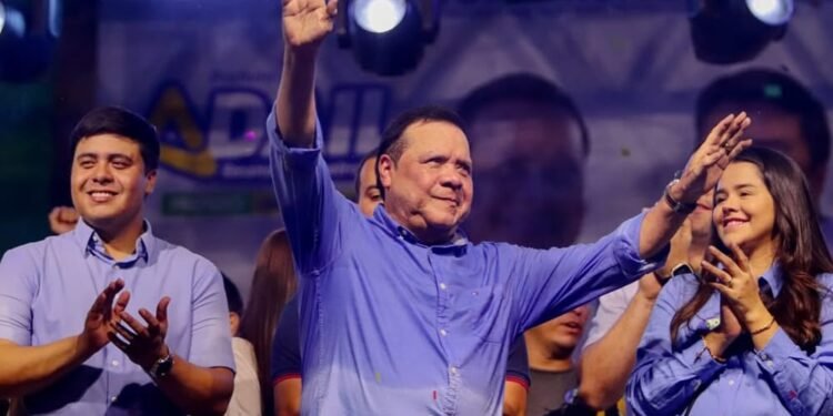 Fortuna apreendida em Coari repercute e impacta campanha de Omar Aziz