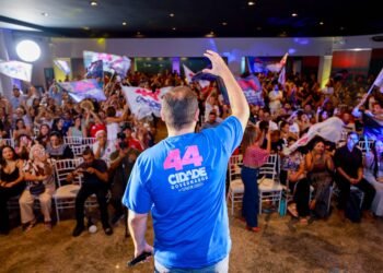 Roberto Cidade une interior e capital e anuncia concurso para a Cultura