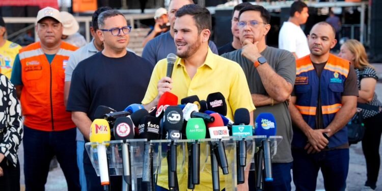 Prefeito Renato Junior vistoria palcos do ‘#SouManaus Passo a Paço 2026’ e destaca 10 dias de programação e geração de trabalho e renda no Centro