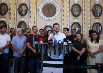 Prefeito Renato Junior destaca que ‘#Sou Manaus 2026’ tem recorde de público, com 560 mil pessoas nas primeiras noites, e projeta expansão nacional