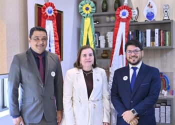 Presidente do TCE-AM recebe novo secretário de Meio Ambiente do Amazonas