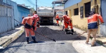 Prefeitura de Manaus conclui recuperação asfáltica da rua Amanacy, no São José Operário