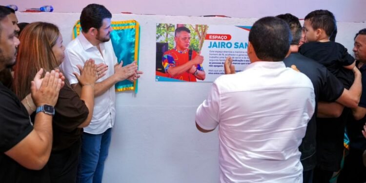 Renato Junior inaugura ‘Espaço Multiuso Jairo Santos’ e eterniza legado de servidor