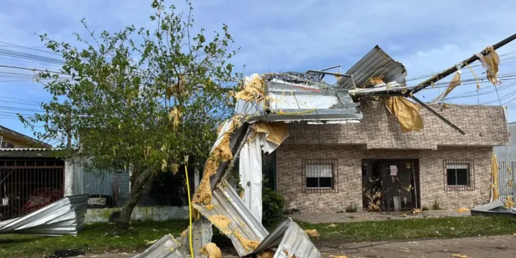 Temporais em Santa Catarina e Rio Grande do Sul afetam 4,8 mil casas