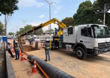 Águas de Manaus conclui reparo na Coronel Teixeira na zona Oeste