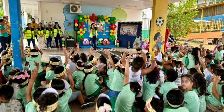 Prefeitura de Manaus leva educação no trânsito a alunos da educação infantil na zona Leste