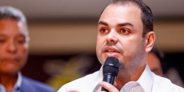 Roberto Cidade promete “virar a chave” do governo e cortar contratos a partir de 2027