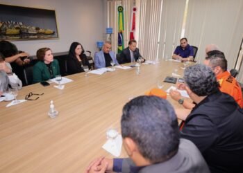 TCE-AM reforça atuação institucional no enfrentamento às queimadas e à estiagem no Amazonas
