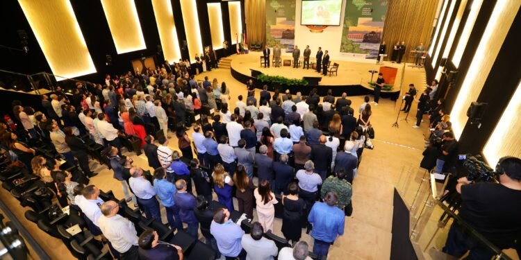 Seminário no TCE-AM debate transporte fluvial e projetos escolares adaptados à realidade amazônica