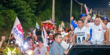 Roberto Cidade encerra campanha do 1º turno com grandes atos em Manaus e Manacapuru