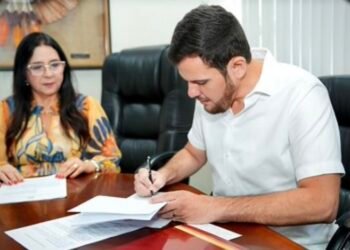 Prefeito Renato Junior assina acordo de cooperação técnica com o MP-AM e parceria se torna referência em ações de incentivo à preservação ambiental
