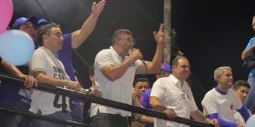 Na carreata em Manacapuru, Wilson Lima relembra entregas e reforça apoio ao município para o Senado