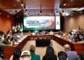 Prefeitura de Manaus participa de reunião com o governo federal para alinhar ação conjunta de combate às queimadas vindas de outros municípios e fumaça que compromete a qualidade do ar na capital