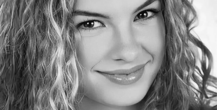 Luto e saudade: Lua Blanco, a eterna Roberta de Rebelde